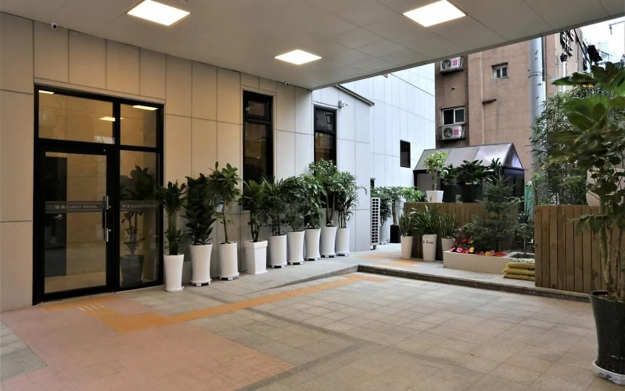 Mnlucky Hotel Séoul