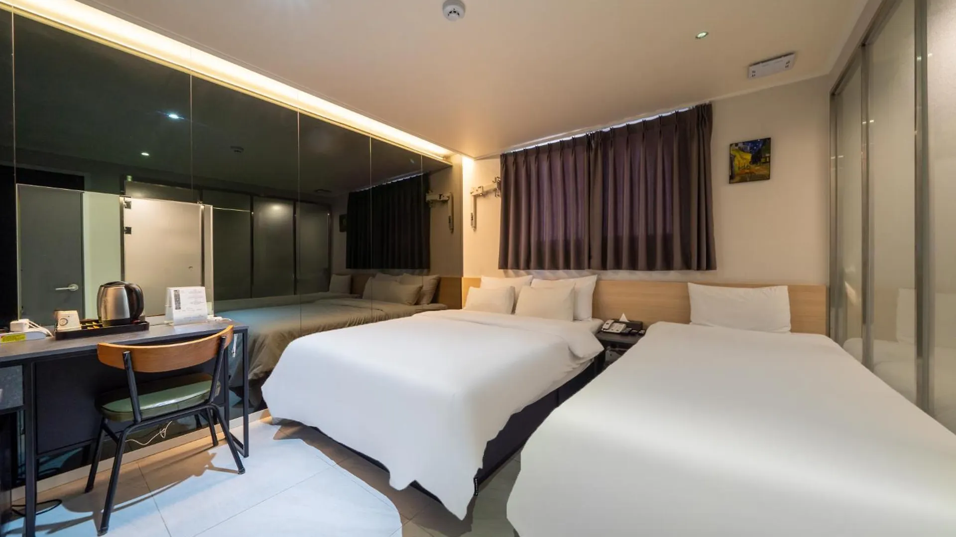 Mnlucky Hotel Séoul